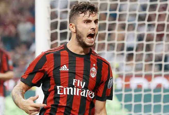 Pria Ini Jadi Penyerang Nomor Satu di Milan